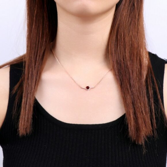 Red Garnet heart love necklace rose gold elegant - Picture 4 of 4